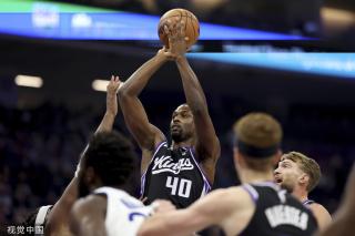 在与梅赛德 在与梅赛德